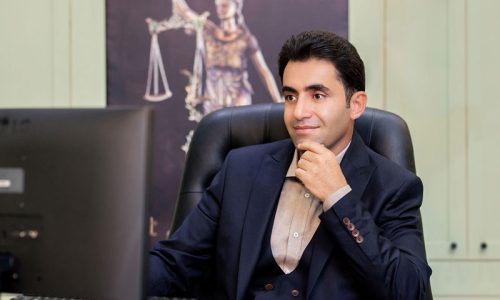 داریوش امیرپور بهترین وکیل شیراز